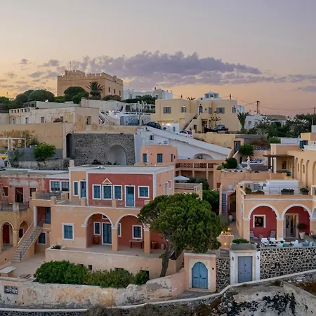 Coat Of Arms Mansion *