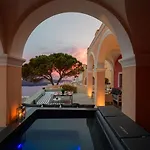 Coat Of Arms Mansion * Fira (Santorini)