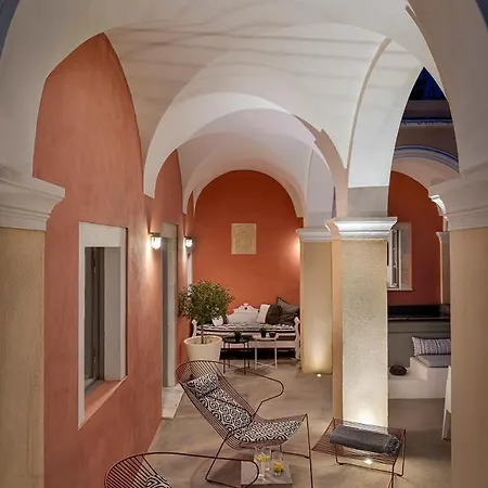 Coat Of Arms Mansion *