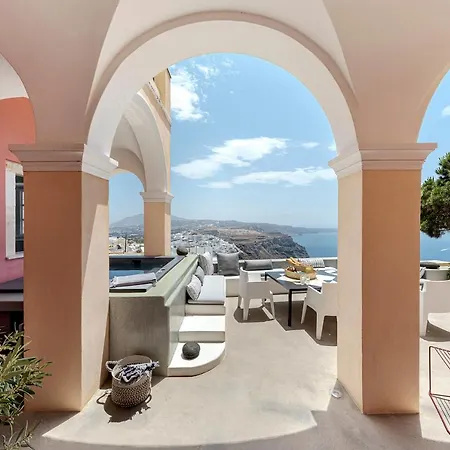Coat Of Arms Mansion * Fira (Santorini)
