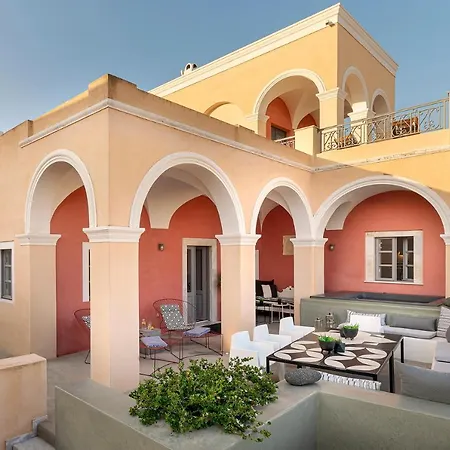 Coat Of Arms Mansion Fira (Santorini)