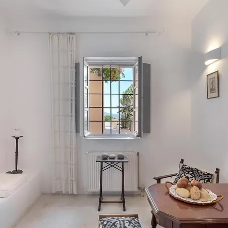 Coat Of Arms Mansion Villa