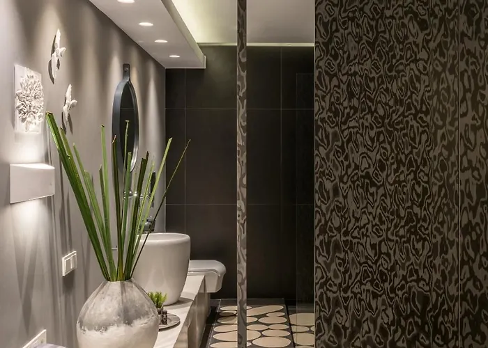 Villa Coat Of Arms Mansion Fira (Santorini)