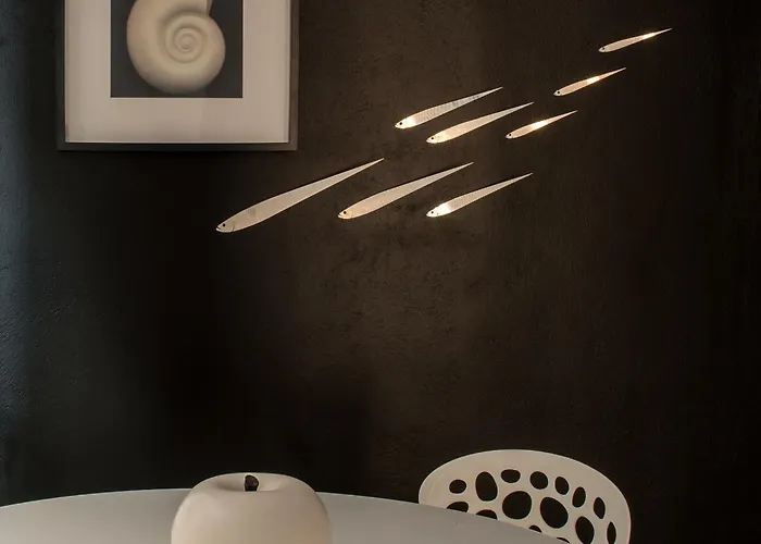 Villa Coat Of Arms Mansion Fira (Santorini)