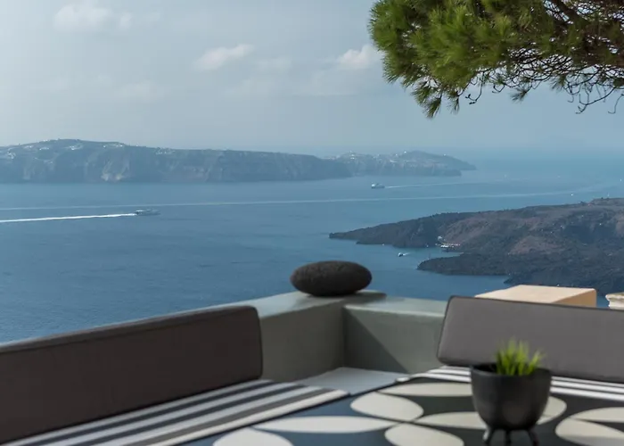 Coat Of Arms Mansion *