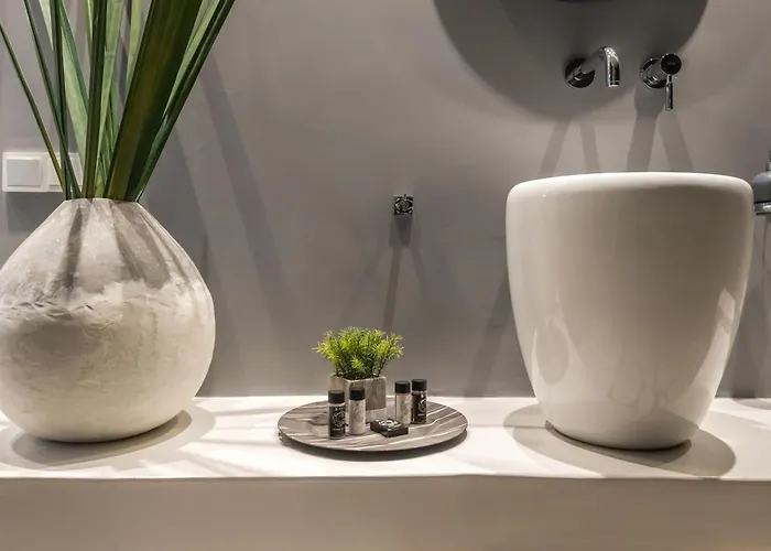 Villa Coat Of Arms Mansion Fira (Santorini)