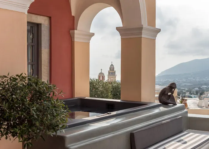 Coat Of Arms Mansion Villa