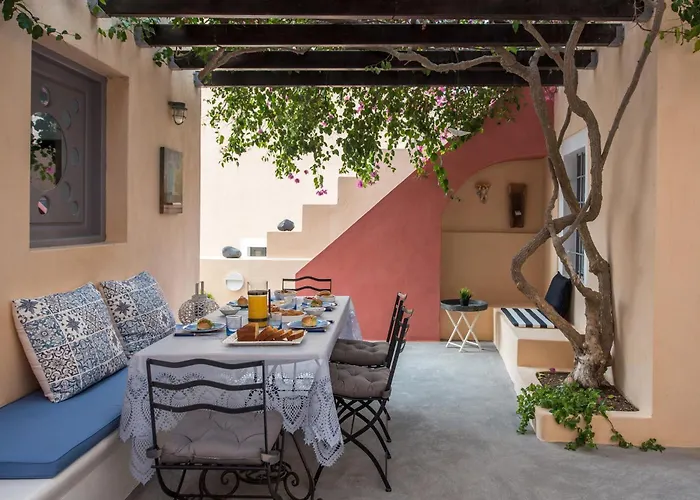 Coat Of Arms Mansion Villa *